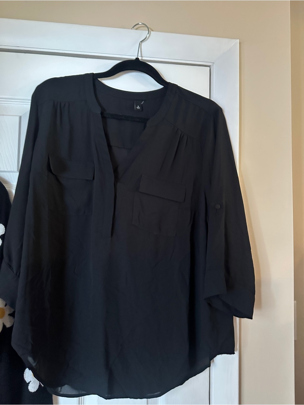 Torrid Black Pullover Blouse with Front Pockets (XL/0)